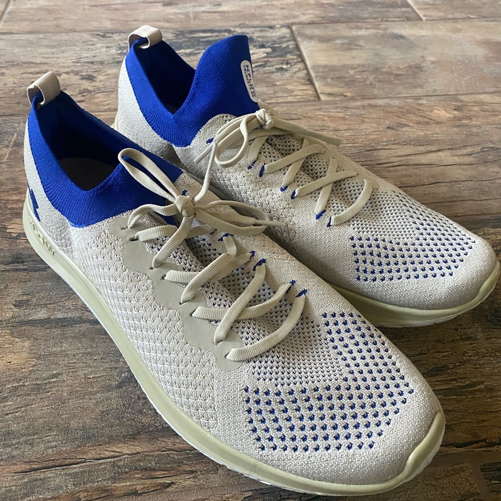 UnderArmour Men’s shoes sz 15